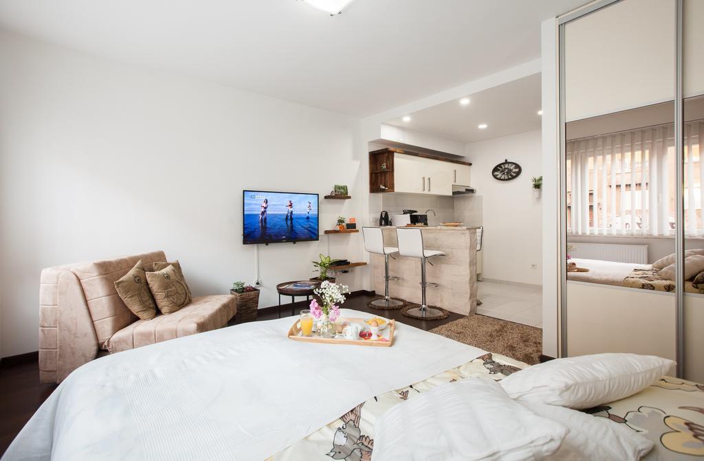 Zagrebrent Apartments Room photo